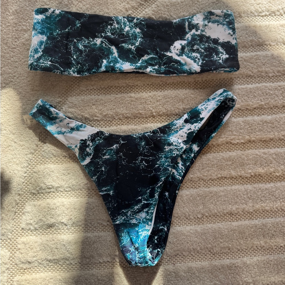 Ocean Wave Print Bandeau Bikini Set - Teal/Black